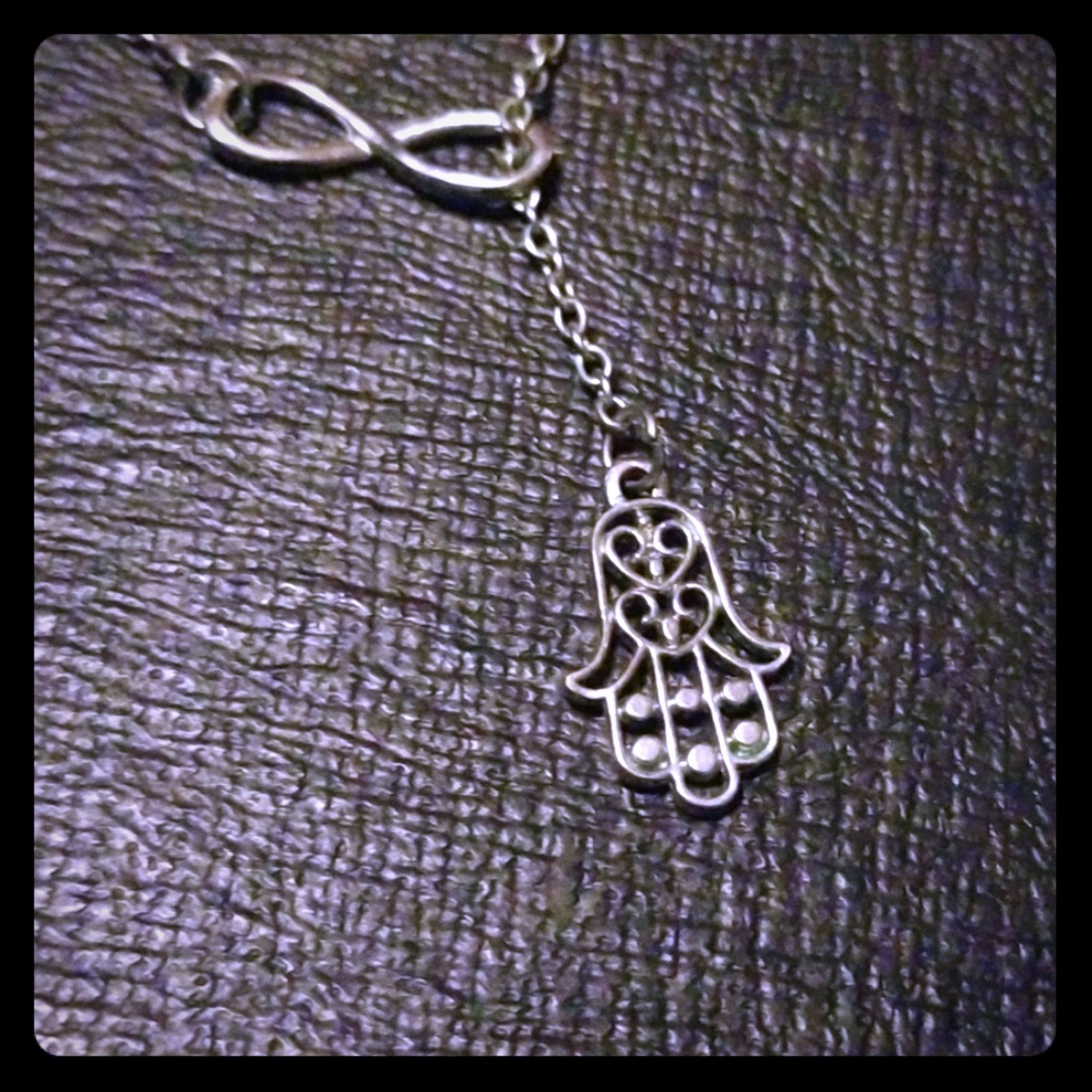 (2for5)Infinity silver hamsa necklace and bracelet